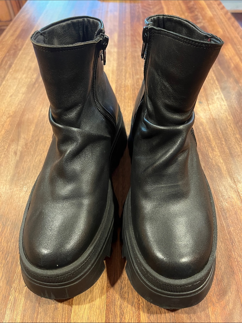 Eric Michael black moto ankle boots size 6